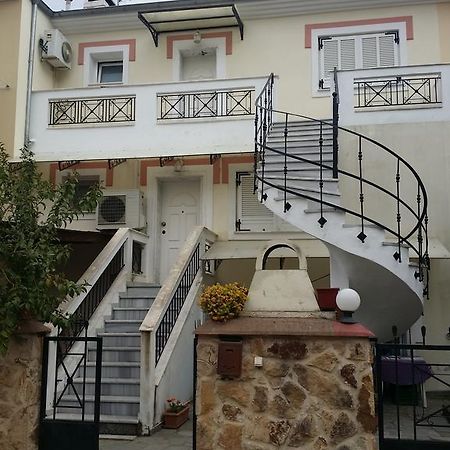 Apartment Efi Néa Péramos Eksteriør billede