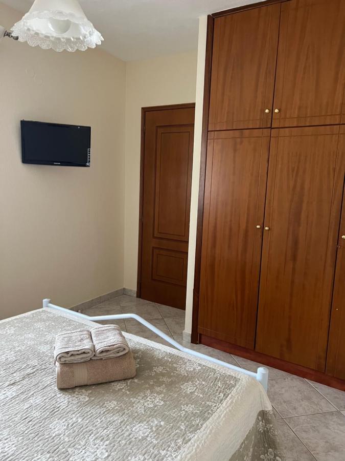 Apartment Efi Néa Péramos Eksteriør billede